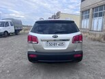 Kia Sorento-2