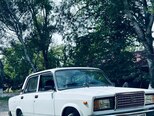 LADA (VAZ) 2107-1