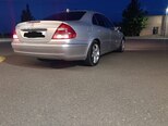 Mercedes E 240-8