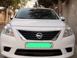 Nissan Sunny-1
