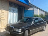 Mercedes 190-2
