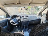 Renault Logan-6