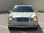 Mercedes E 240-2