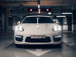 Porsche Panamera GTS-6