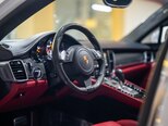 Porsche Panamera GTS-9