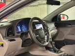 Hyundai Elantra-8