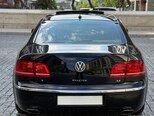 Volkswagen Phaeton-10
