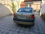 Kia Rio-4