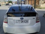 Toyota Prius-5