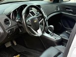 Chevrolet Cruze-12