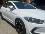 Hyundai Avante-3