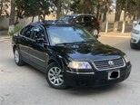 Volkswagen Passat-8