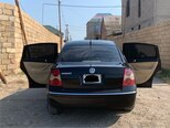 Volkswagen Passat-2