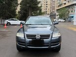 Volkswagen Touareg-1