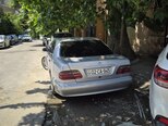 Mercedes E 240-3