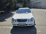 Mercedes E 220-1