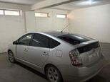 Toyota Prius-13