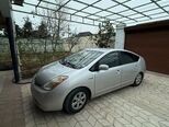 Toyota Prius-8