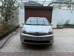 Toyota Prius-10