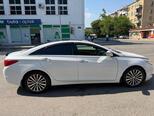 Hyundai Sonata-6