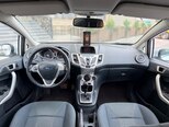 Ford Fiesta-12