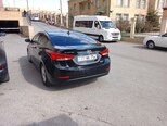 Hyundai Elantra-3