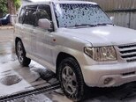 Mitsubishi Pajero io-11