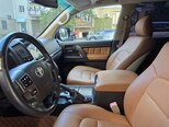 Toyota Land Cruiser-5