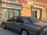 Mercedes 190-11