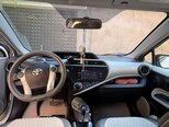Toyota Prius C-3