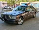 Mercedes 220 E-8
