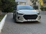 Hyundai Elantra-1