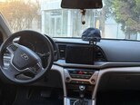 Hyundai Elantra-5