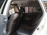 Toyota Corolla Cross-12