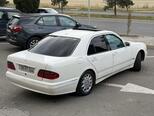 Mercedes E 280-5