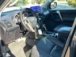 Toyota Land Cruiser Prado-6