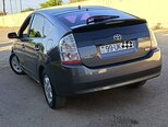 Toyota Prius-4