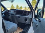 Ford Transit-13