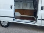 Ford Transit-10