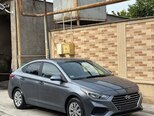 Hyundai Accent-4
