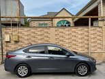 Hyundai Accent-5