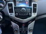 Chevrolet Cruze-12