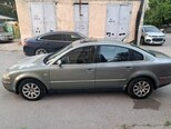 Volkswagen Passat-5