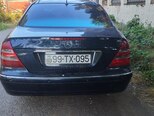 Mercedes E 270-4