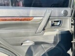 Mitsubishi Pajero-14