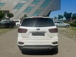 Kia Sorento-8