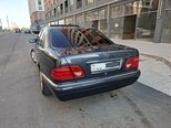 Mercedes E 200-8