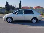 Nissan Tiida-8