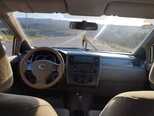 Nissan Tiida-6