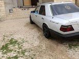 Mercedes 220 E-8
